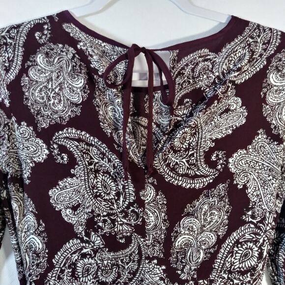 UO Urban Outfitters Ecote Sascha Bell Sleeve Paisley Red Dress Size Small - Picture 10 of 11